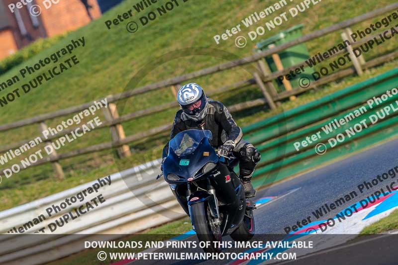 PJM Wedding Photography;enduro digital images;event digital images;eventdigitalimages;mallory park;mallory park photographs;mallory park trackday;mallory park trackday photographs;no limits trackdays;peter wileman photography;racing digital images;trackday digital images;trackday photos